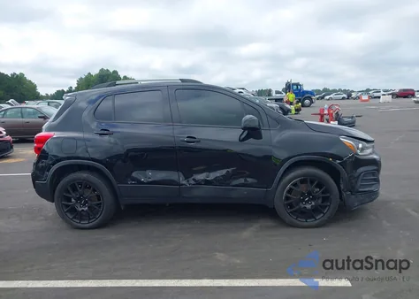 2022 Chevrolet Trax Awd Lt z USA, uszkodzony, nr VIN KL7CJPSM5NB539743